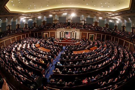 La Cámara de Representantes sigue paralizada y no se vislumbra un final para la batalla por la presidencia tras la salida de Jim Jordan
